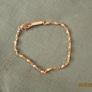 NAPIER Fine Diamond Shaped Chain Bracelet 7" long Vintage Goldtone NWOT